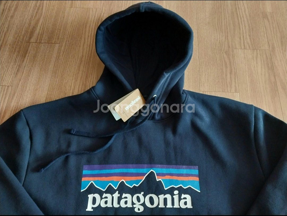 새상품 파타고니아 후드티 100--0