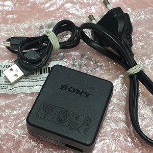 SONY 충전기
