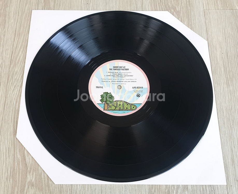 Traffic Shoot Out At Fantasy--5