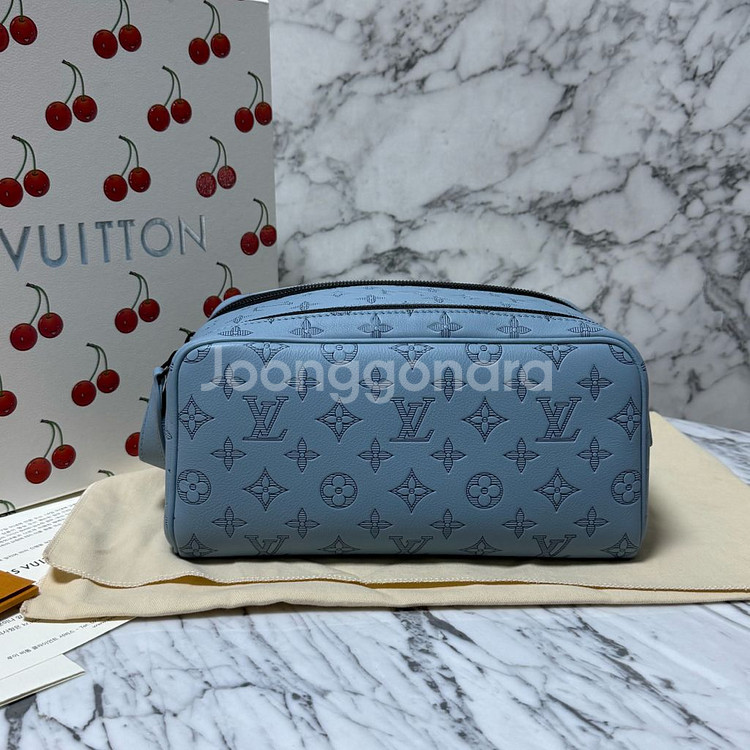 루이비통 이클립스 쉐도우 돕키트 파우치 클러치백--0