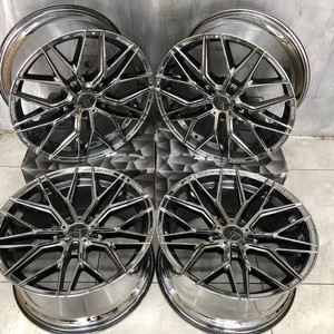 포지드 FT-107 19인치 실버 휠 판매.