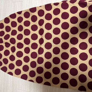 코스모폴리탄줄라이 스커트