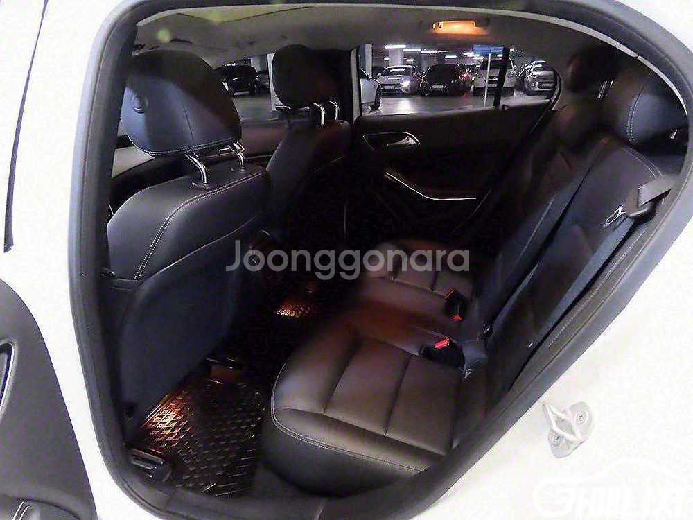 [벤츠]GLA클래스 X156 GLA200 D 4MATI--6