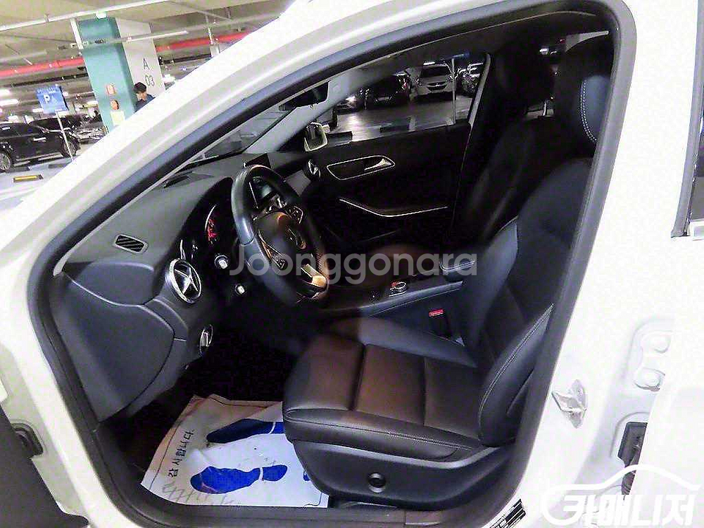 [벤츠]GLA클래스 X156 GLA200 D 4MATI--5