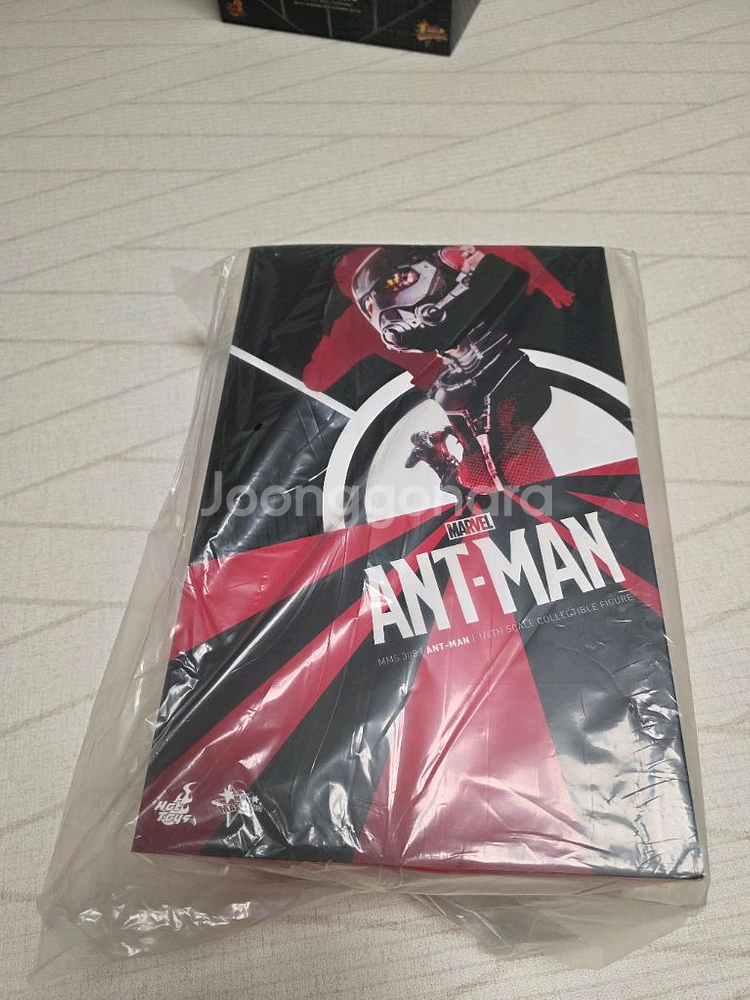 핫토이 앤트맨 미개봉 새상품 피규어--2