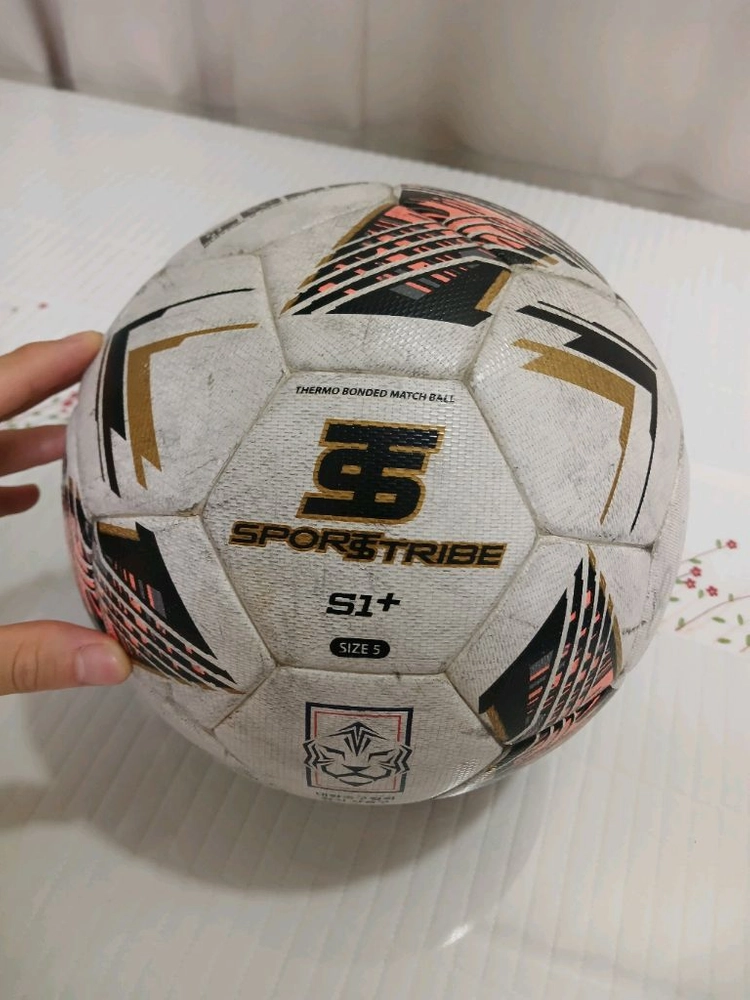 스포츠 트라이브 s1+ 축구공 매치볼 공인구 omb 이미지