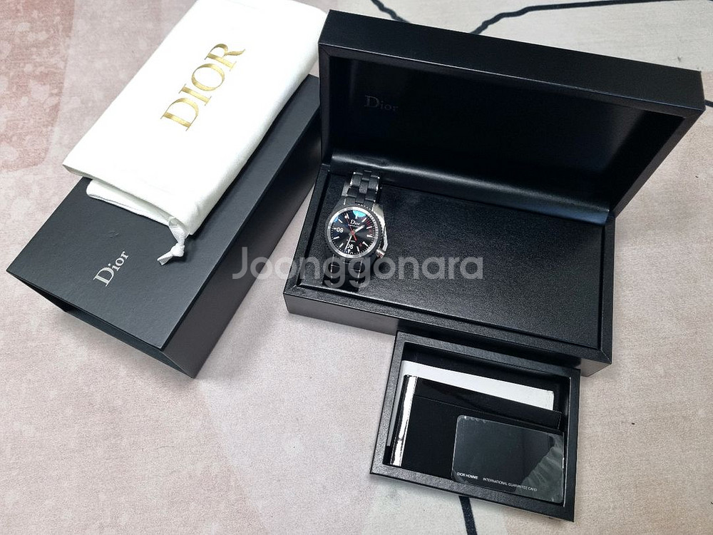 디올옴므 쉬프르루즈 블랙타임 다이버 워치 42mm--2