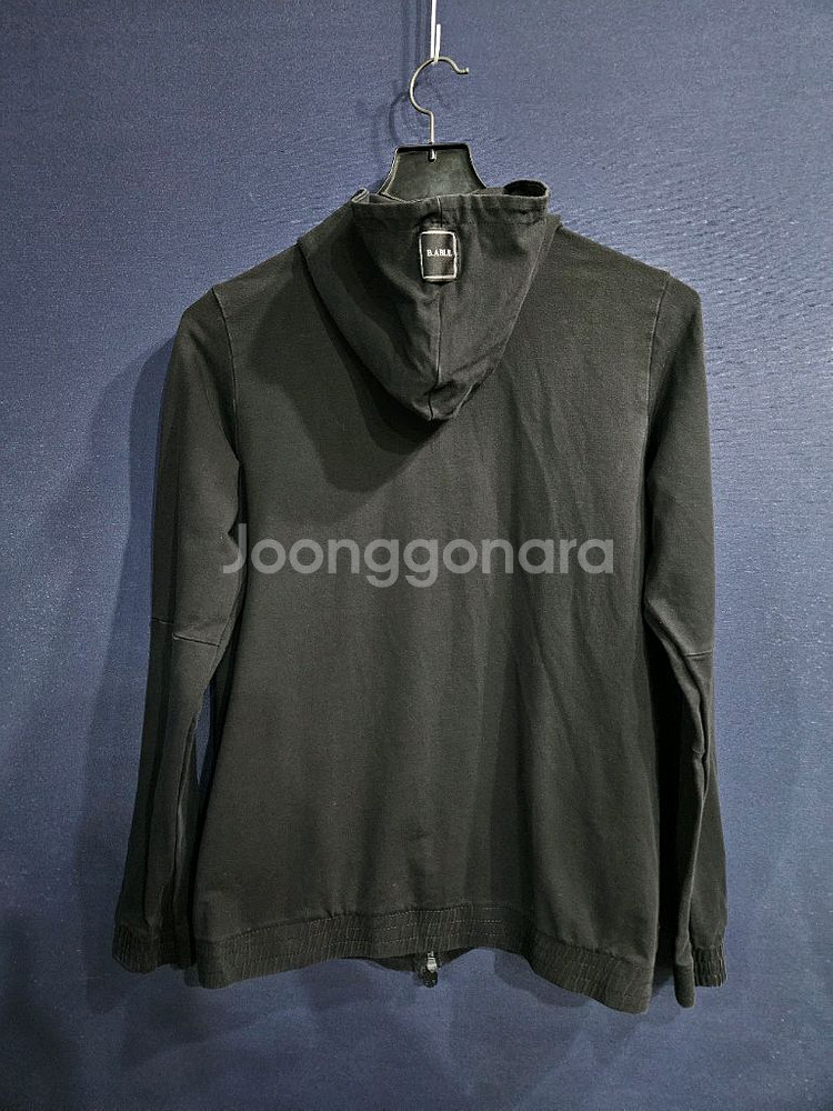 하이드로겐 블랙컬러 남성 슬림핏 100~105 후드집업--1