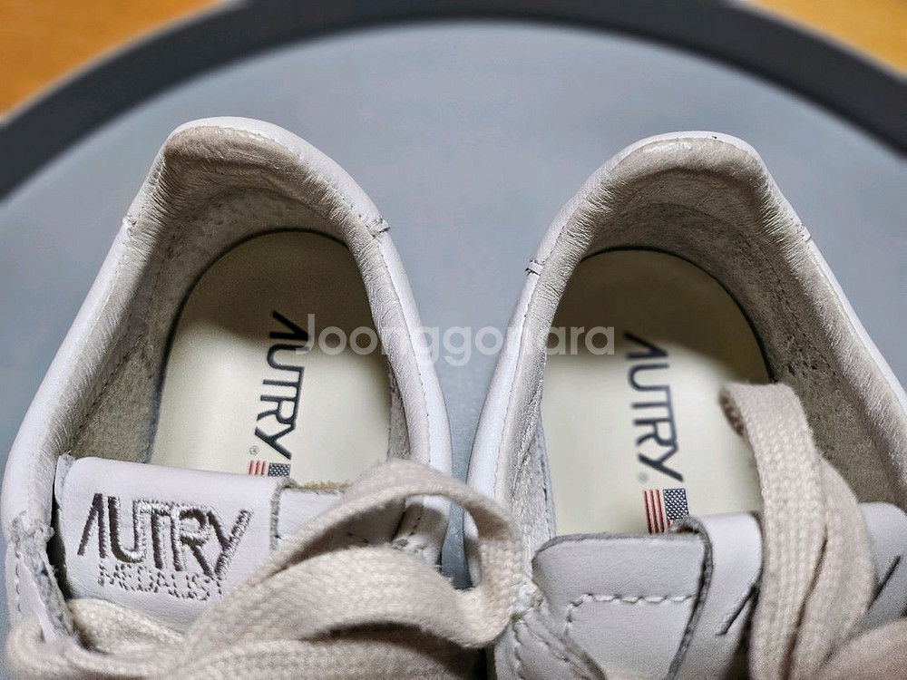 오트리 메달리스트 스니커즈--5