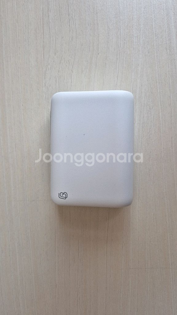 그립뱅크 고속충전 보조배터리 GB-PB10K 팔아요.--4