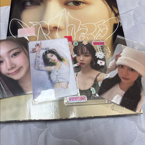 에스파 앨범 및 포카팝니다.