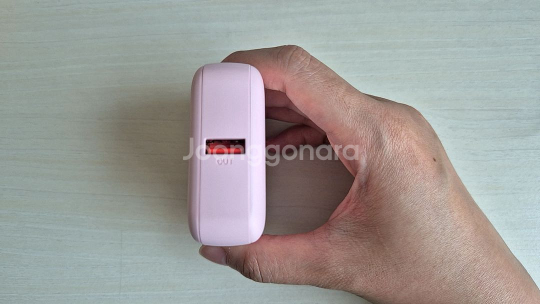 보바 고속충전 미니 보조배터리 VA-110 팔아요.--2