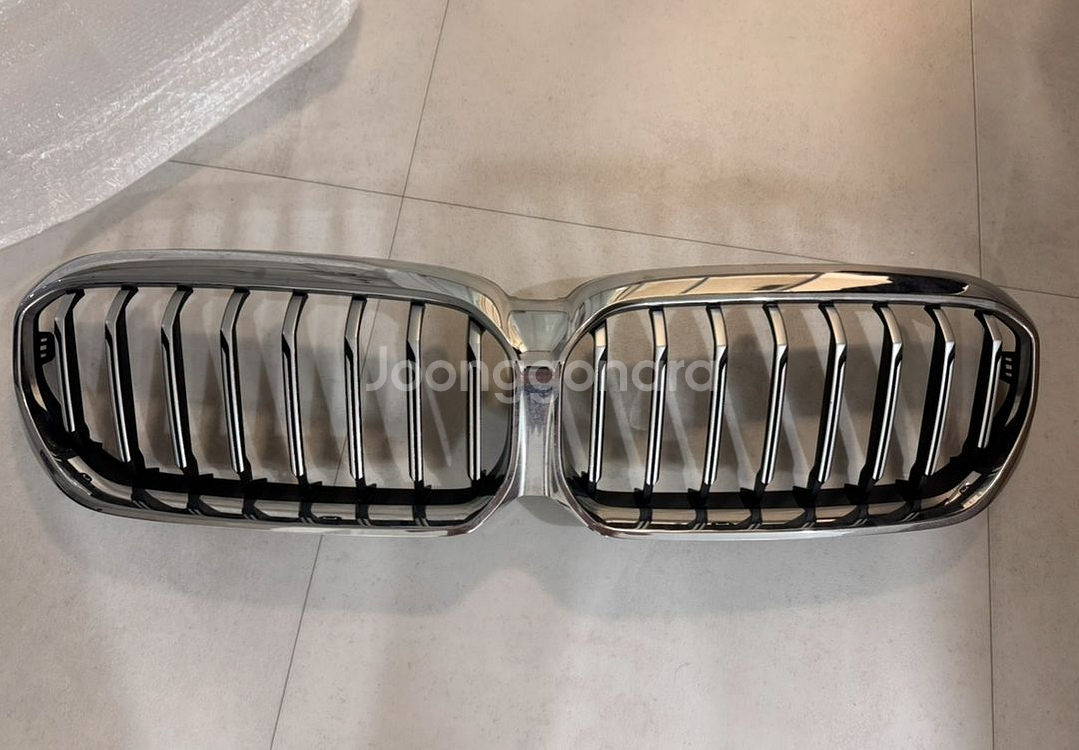 bmw g30 lci 5시리즈 순정 그릴--0