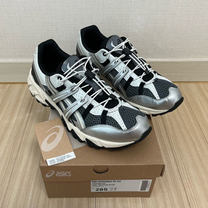 [285] 아식스 젤 소노마 15-50 스틸그레이 실버