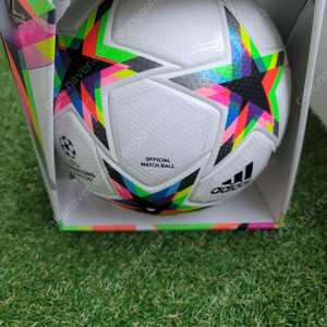 22/23시즌 챔피언스리그 조별리그 공인구 매치볼 om