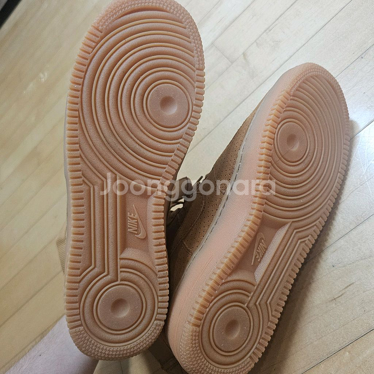 WMNS NIKE AIR FORCE 1 SUEDE--4