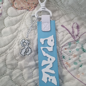 플레이브 카쿠렌보 스트랩 양도