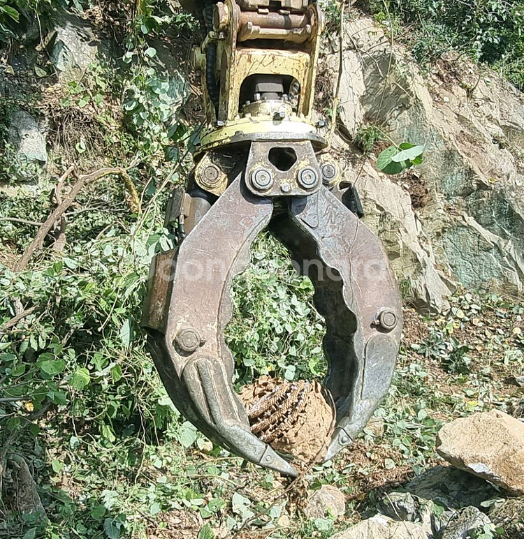 06 굴삭기 회전돌집게--1