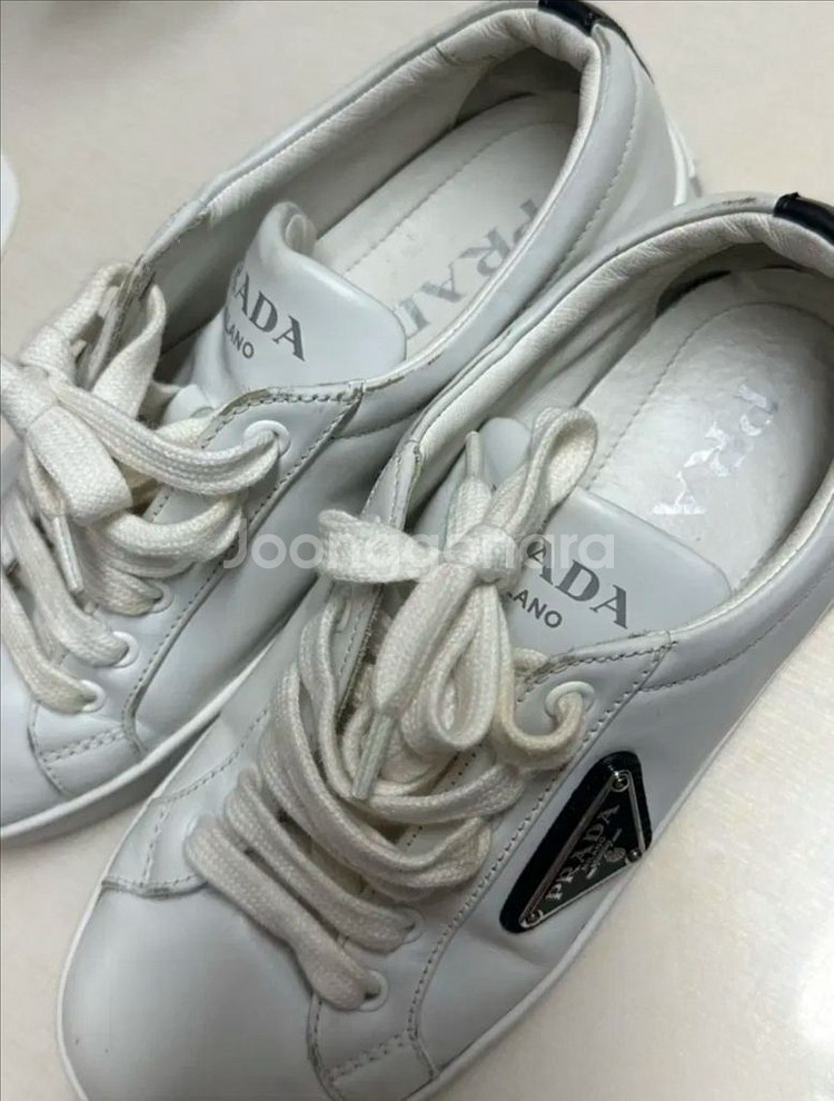 프라다 스니커즈--1