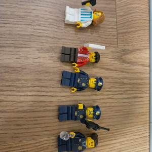 레고 10278 모듈러 경찰서 팝니다