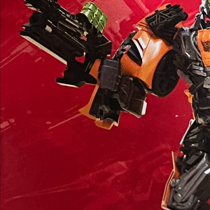 트랜스포머 스튜디오 디럭스 락다운 스파크 뽑기 무기