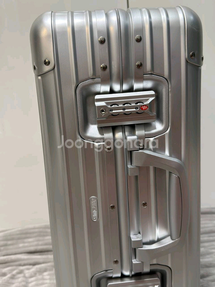 캐리어 팝니다.--7