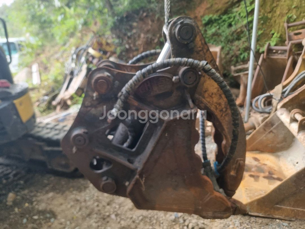 미니 굴삭기 돌집게--2