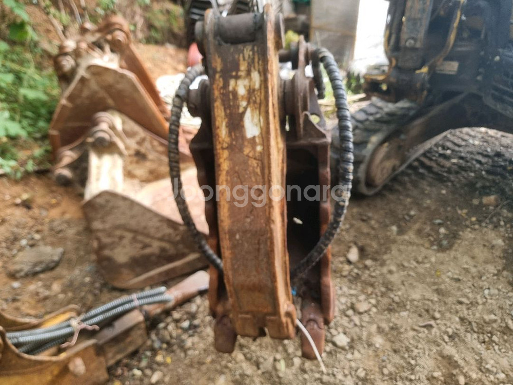 미니 굴삭기 돌집게--3