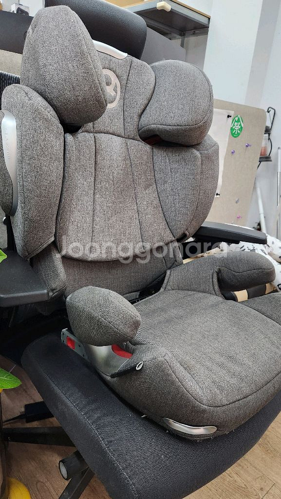 싸이벡스 Q3 주니어카시트--0