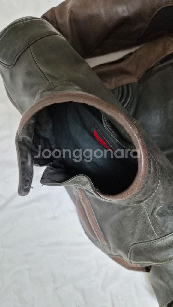 다이네즈 가죽자켓 40사이즈--7