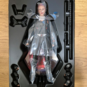 핫토이 엔드게임 블랙위도우(MMS533)