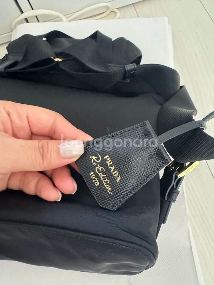 프라다 백팩 스몰 금장--7