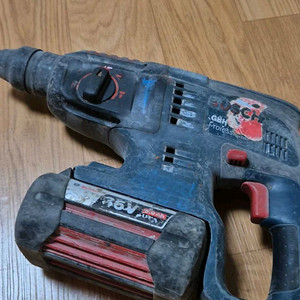 보쉬 36v 앙카 드릴 본체+ 배터리 함마