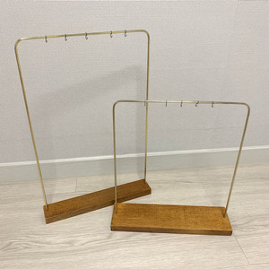 골드프레임 주얼리 디스플레이