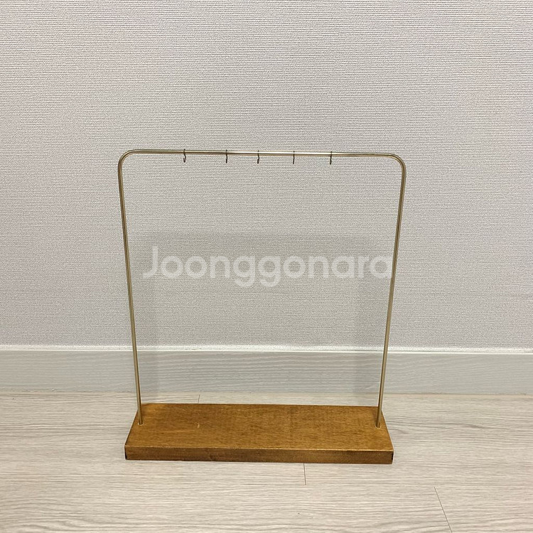 골드프레임 주얼리 디스플레이--2