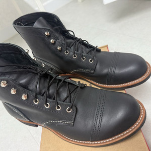 레드윙 아이언레인저 8084 280 팝니다