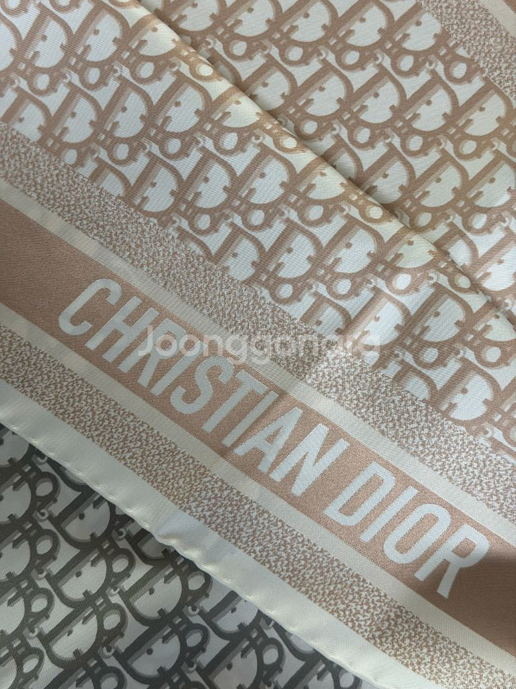 디올 스퀘어 90 스카프--3