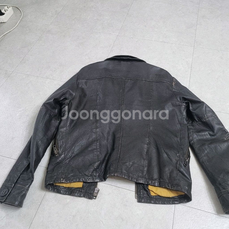 슈퍼드라이 가죽자켓--4