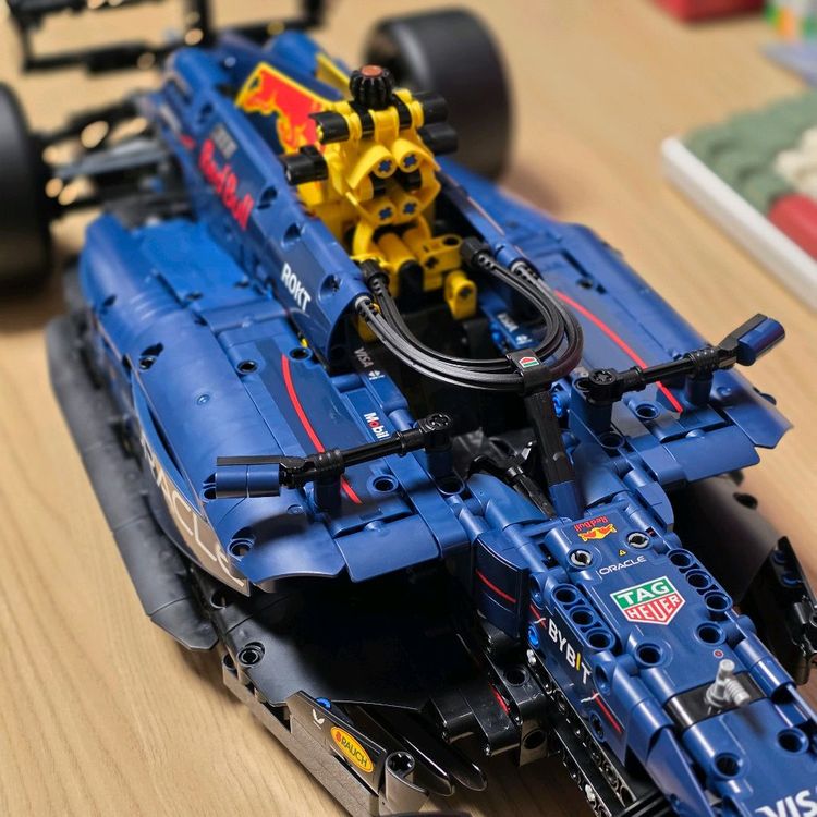 레고 테크닉 42206 F1 레드불--2