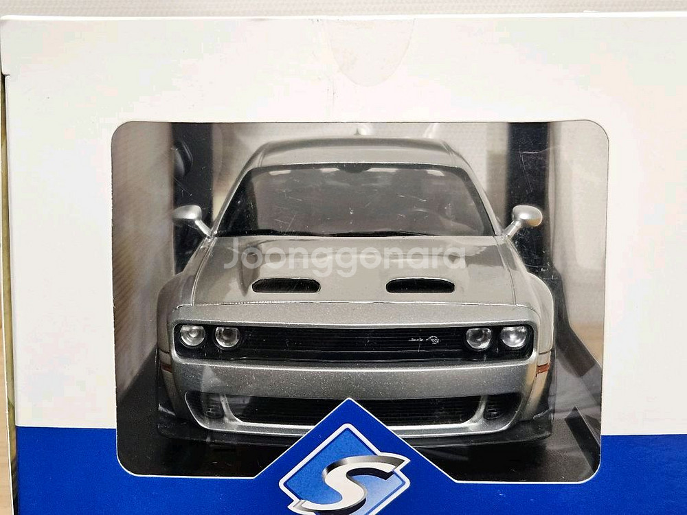 솔리드 헬켓 레드아이 미개봉상품 팝니다.--0