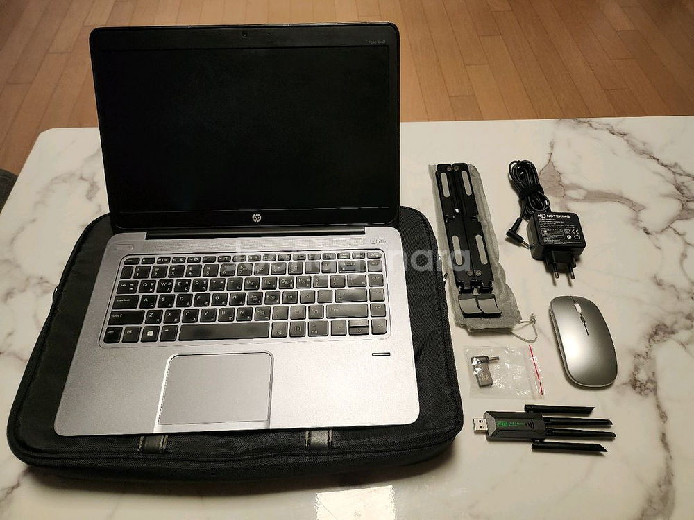 HP EliteBook Folio 1040 G1--0