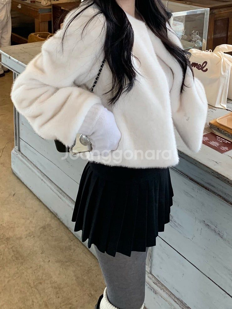 (구해요) 온트 ownt 홀리데이 퍼 자켓 예슬마켓--0