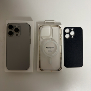 아이폰 15 프로 내추럴 티타늄 128GB + 케이스