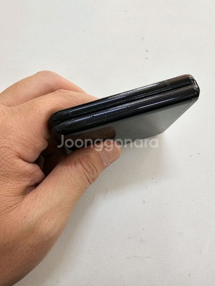 갤럭시 Z플립1 블랙 무잔상 정상공기기--5