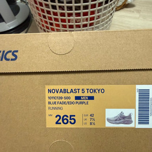 아식스 노바블라스트5 도쿄 265 새상품
