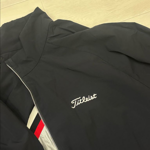 타이틀리스트 양면 바람막이(방수) XL 팝니다