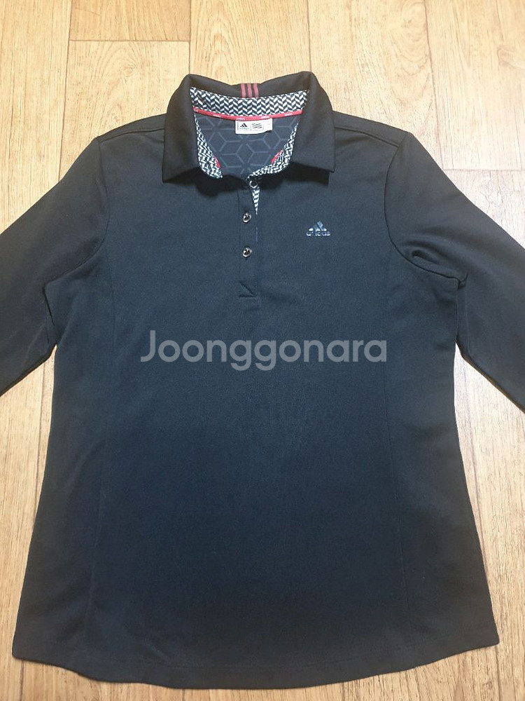 아디다스 긴팔 카라티 90 사이즈입니다--0