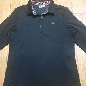 아디다스 긴팔 카라티 90 사이즈입니다