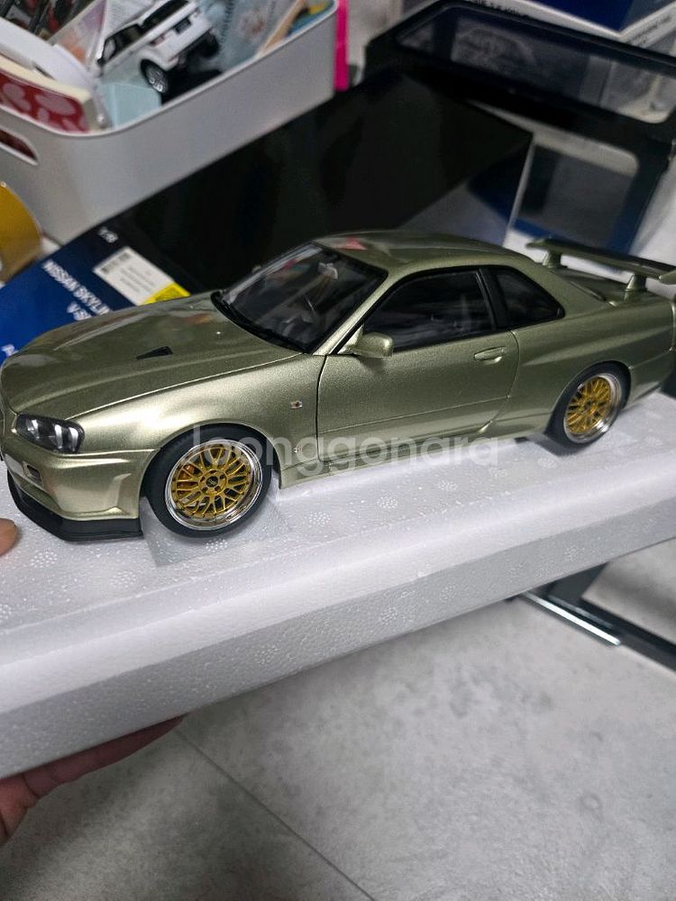 1:18 오토아트 R34 컴포 다이캐스트 팝니다.--0