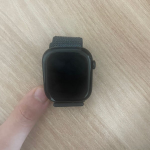 애플워치 10 46mm gps 제트블랙 판매합니다.